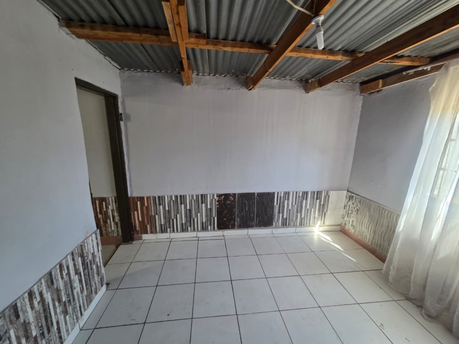5 Bedroom Property for Sale in Rocklands Free State